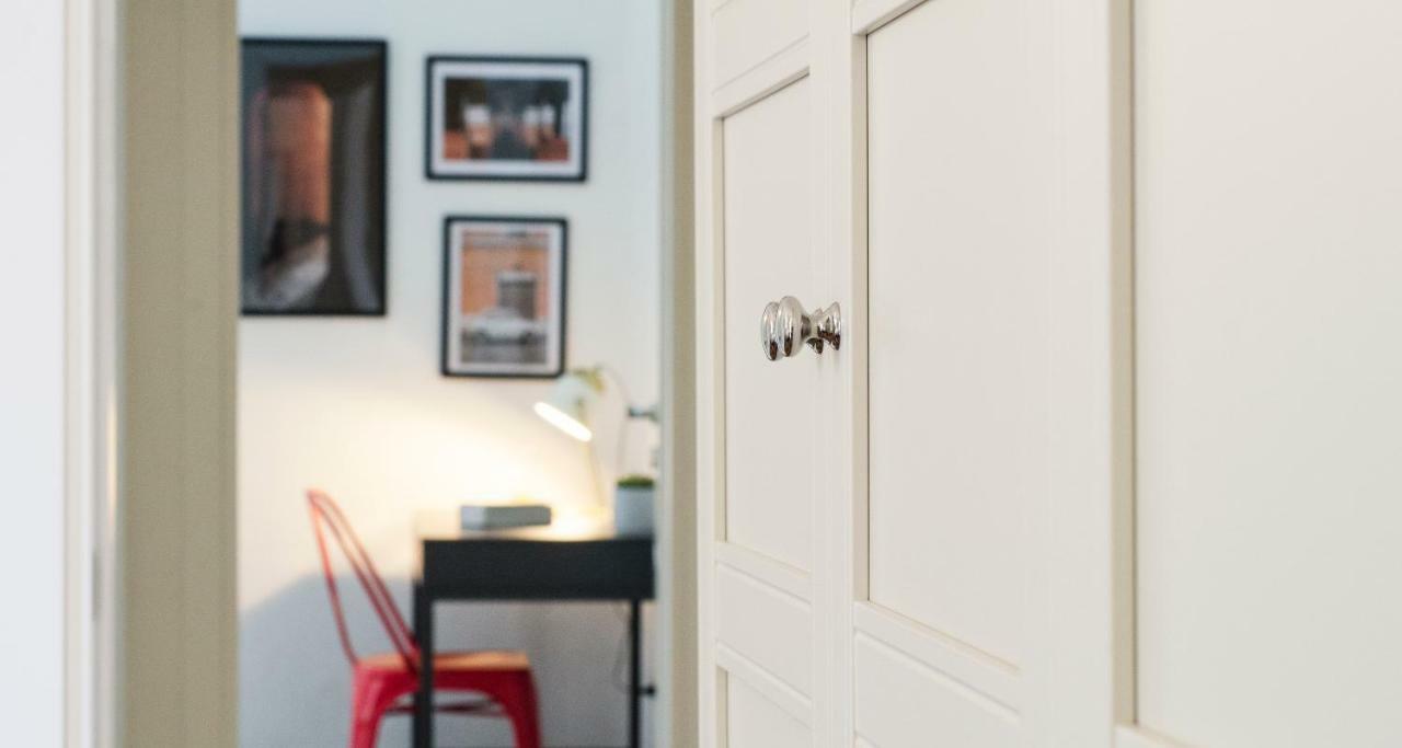 Joivy Splendid 3Br Apt With Parking And Terrace In Como Lake Como 外观 照片