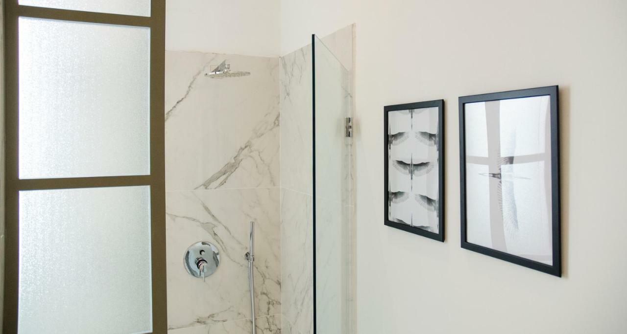 Joivy Splendid 3Br Apt With Parking And Terrace In Como Lake Como 外观 照片