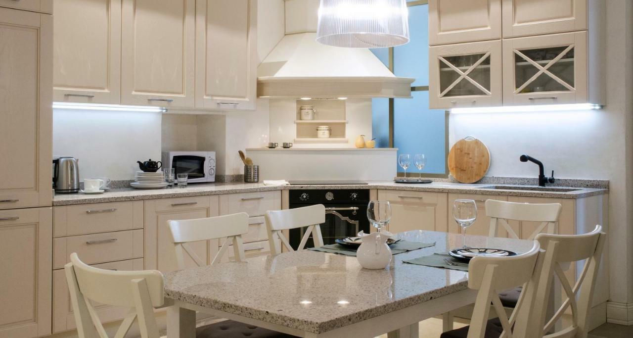 Joivy Splendid 3Br Apt With Parking And Terrace In Como Lake Como 外观 照片