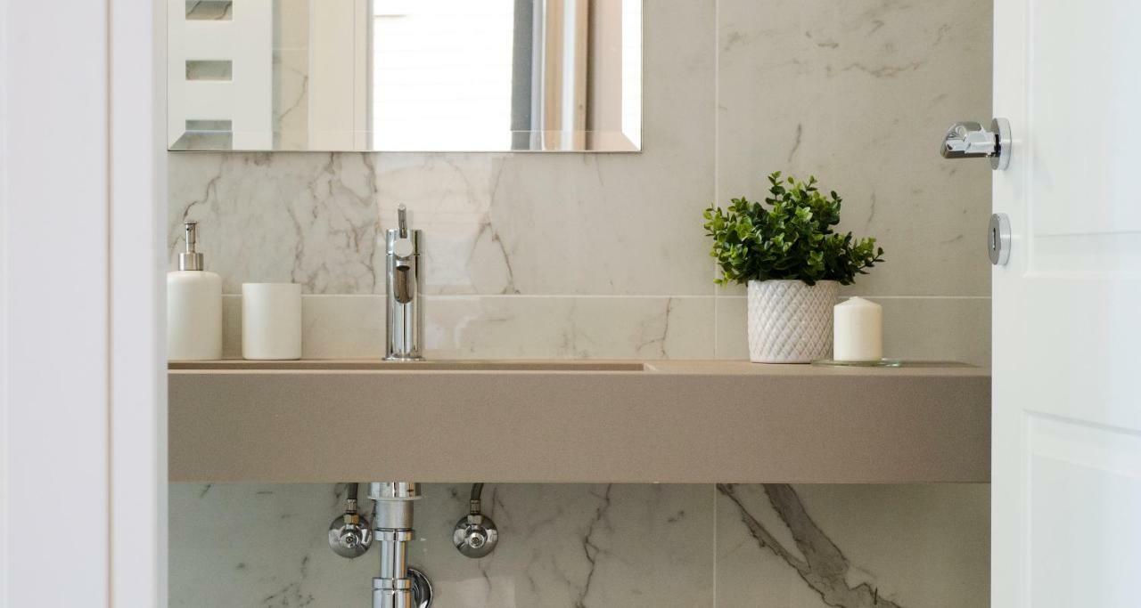 Joivy Splendid 3Br Apt With Parking And Terrace In Como Lake Como 外观 照片